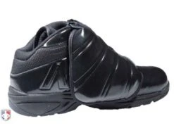 New Balance V3 All-Black Mid-Cut Umpire Plate Shoes -Move Gear Shop MU460XB3 New Balance V3 All Black Mid Cut Umpire Plate Shoes Inside Side View