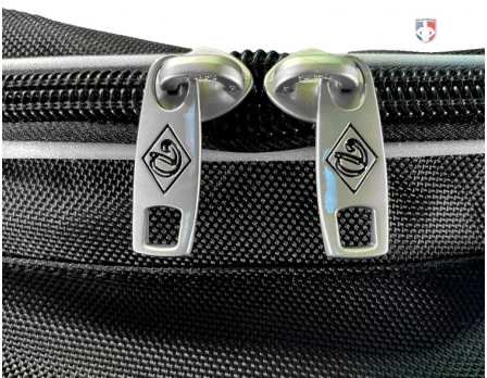 Diamond Ultimate 33" Wheeled Umpire Equipment Bag With Telescopic Handle 10 Diamond Ultimate 33" Wheeled Umpire Equipment Bag With Telescopic Handle - Image 10